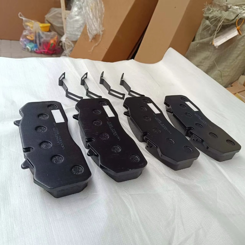 طقم إصلاح وسادات الفرامل الخلف - مراجعة Model Kit Competition وسعره