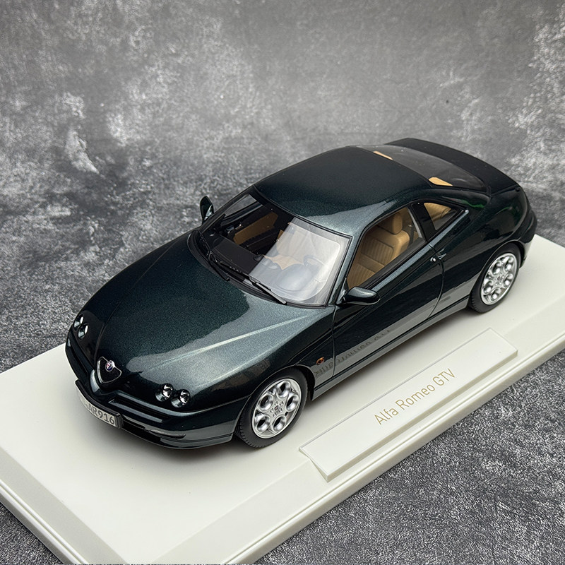 نموذج سيارة ألفا روميو سبايدر  - مراجعة Model Kit Alfa Romeo وسعره