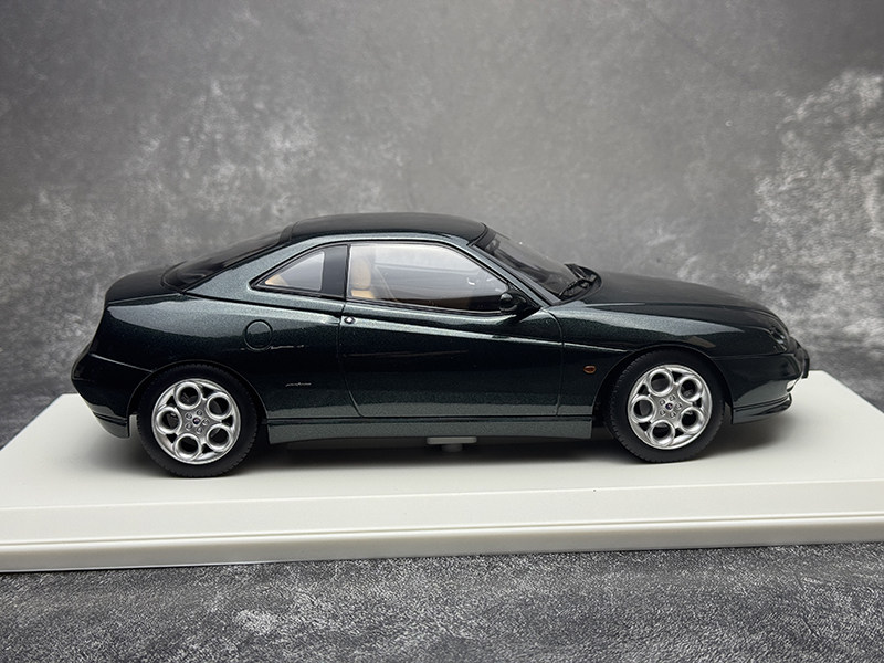 نموذج سيارة ألفا روميو سبايدر  - مراجعة Model Kit Alfa Romeo وسعره