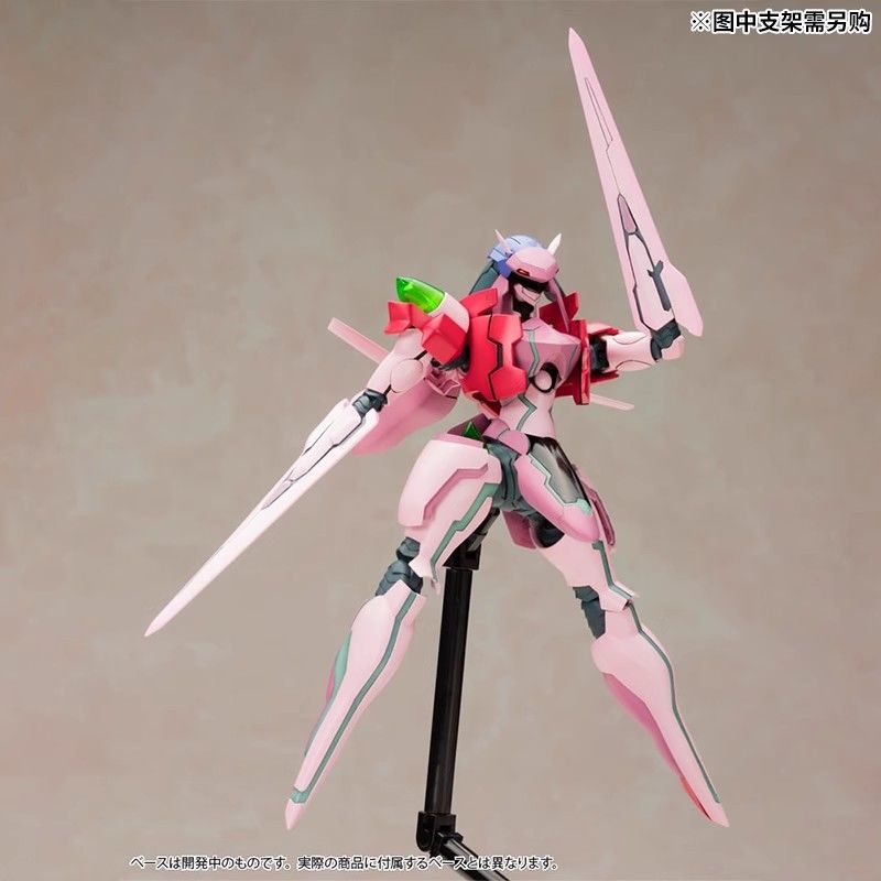 مجموعة نماذج بلاستيكية كاملة ا - مراجعة Model Kit Zone Of The Enders وسعره