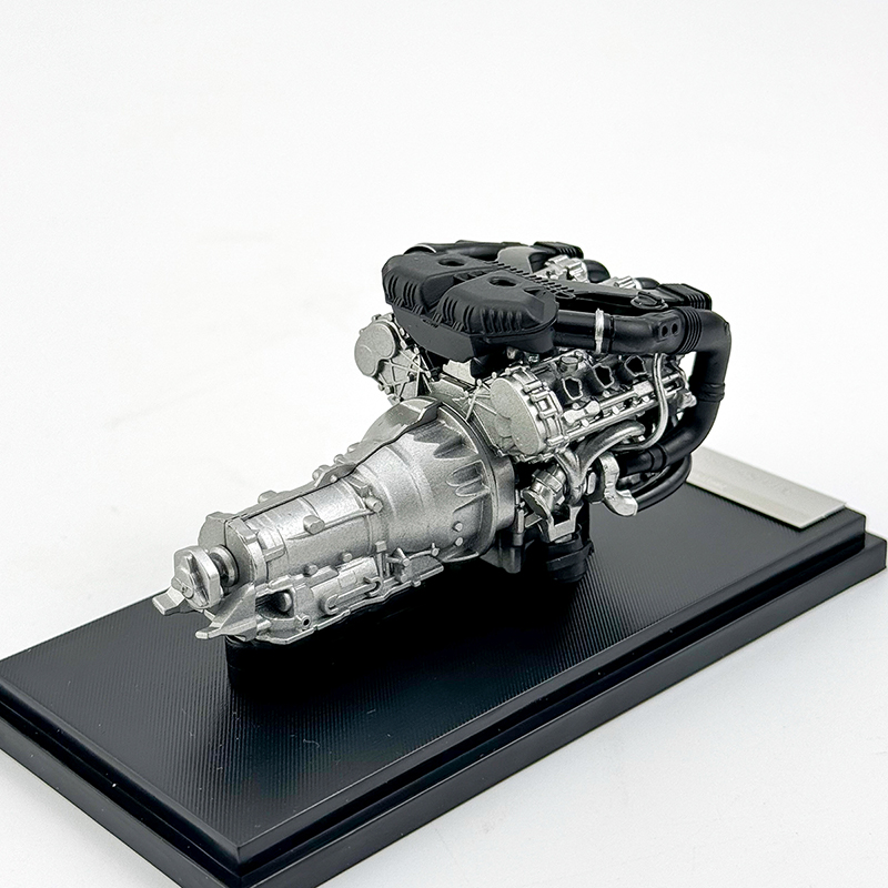 دييكاست 1/18 مقياس ميتسوبيشي E - مراجعة Model Kit Alfa Romeo وسعره