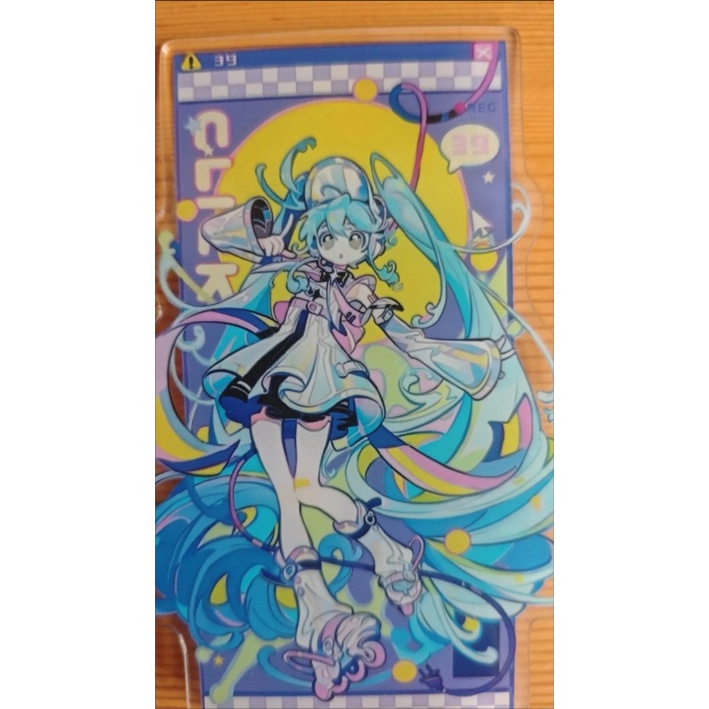 Hatsune Miku الاكريليك حامل ال - مراجعة Model Kit Hatsune Miku وسعره