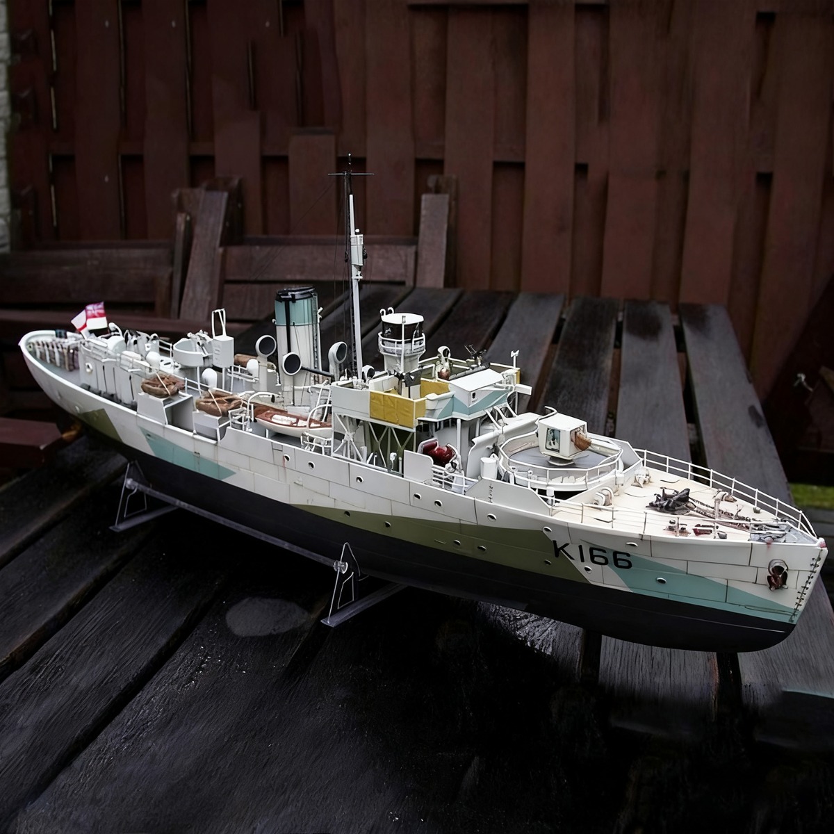 1/72 ريفيل زهرة فئة الفرقاطة ا - مراجعة Model Kit Revell وسعره
