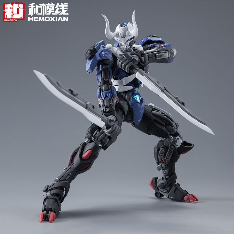 نموذج بلاستيكي أصلي من سلسلة H - مراجعة Model Kit Lone Shadow وسعره