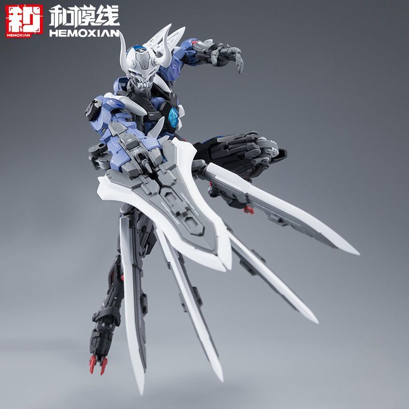 نموذج بلاستيكي أصلي من سلسلة H - مراجعة Model Kit Lone Shadow وسعره